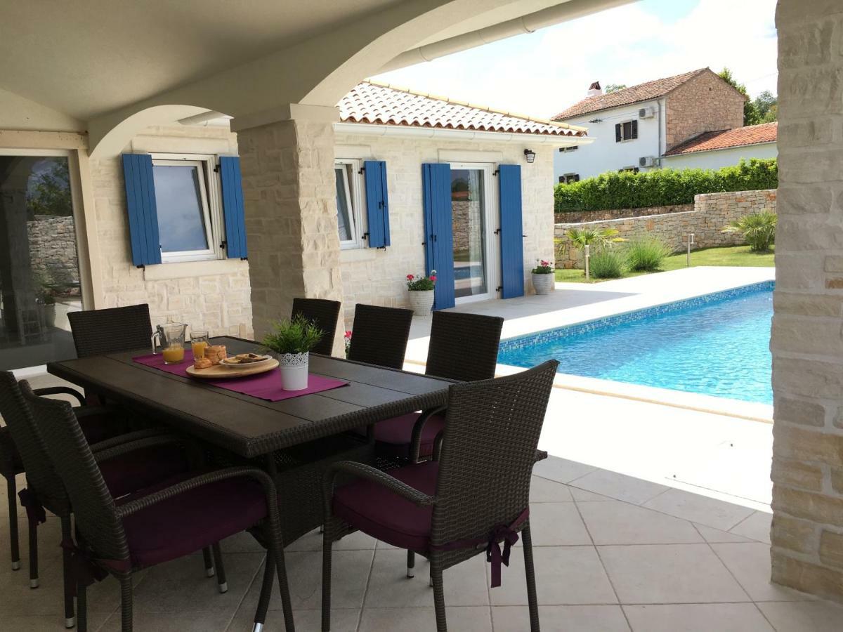 Villa Blanca With A Heated Private Pool Ruzici  Eksteriør bilde